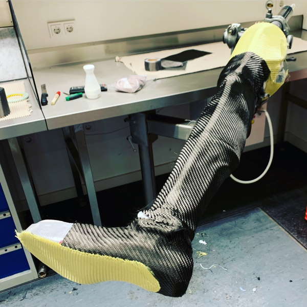 C471C3EB 6AE3 404D 85E6 3F1A28C5ACA2